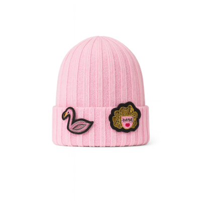 قبعة شتوية وردية